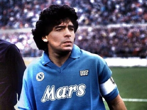 Diego Armando Maradona, lo scugnizzo che si fece leggenda